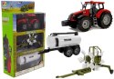 Traktor z Przyczepką, Zgrabiarką i Cysterną Czerwony Traktor z Przyczepką, Zgrabiarką i Cysterną Czerwony