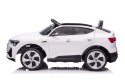 Auto Na Akumulator Audi E- Tron Białe QLS-6688 Auto Na Akumulator Audi E- Tron Białe QLS-6688